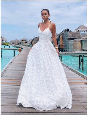 Elegant Solid Color Dress with Spaghetti Straps, Suitable for Vacation and as a Wedding Guest Dress for Women