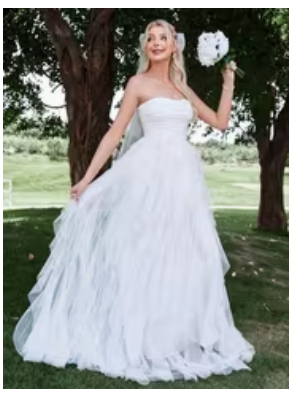 Romantic Strapless Wedding Dress